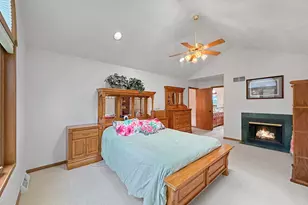 1954 Delmar Dr, Freeport, IL 61032 - Photo 41