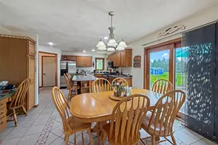 1954 Delmar Dr, Freeport, IL 61032 - Photo 17