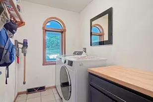 1954 Delmar Dr, Freeport, IL 61032 - Photo 23