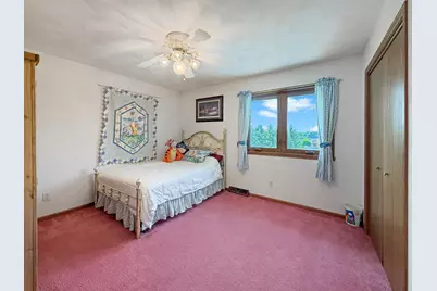 1954 Delmar Drive, Freeport, IL 61032 - Photo 49