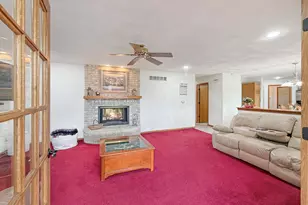 1954 Delmar Dr, Freeport, IL 61032 - Photo 19