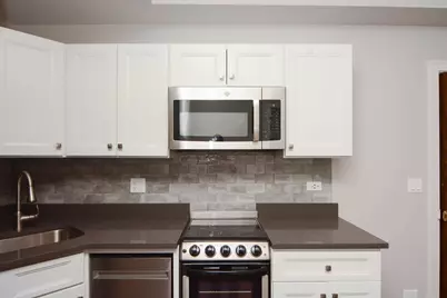 640 W Wrightwood Avenue #407, Chicago, IL 60614 - Photo 3