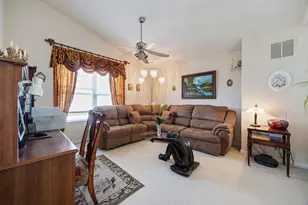 32504 Millstone Cir, Lakemoor, IL 60051 - Photo 11