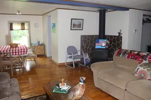 3042 Five Mile Creek Road E, Salem, IL 62881 - Photo 11