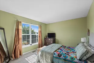 606 S Beacon Ln, Round Lake, IL 60073 - Photo 17