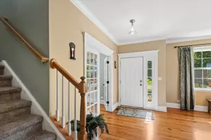 606 S Beacon Ln, Round Lake, IL 60073 - Photo 3