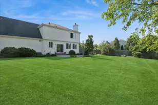 606 S Beacon Ln, Round Lake, IL 60073 - Photo 23