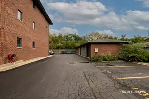 616 E 5th Ave, Naperville, IL 60563 - Photo 27