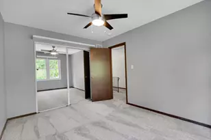 940 French Dr, Mundelein, IL 60060 - Photo 31