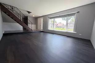 940 French Dr, Mundelein, IL 60060 - Photo 9