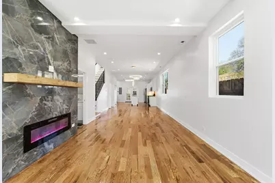 616 N Avers Avenue, Chicago, IL 60624 - Photo 11