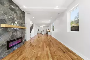 616 N Avers Ave, Chicago, IL 60624 - Photo 11