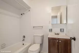2001 W Touhy Ave, Chicago, IL 60645 - Photo 7