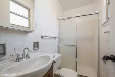 2001 W Touhy Avenue #301, Chicago, IL 60645 - Photo 5