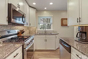 804 Elm St, Maple Park, IL 60151 - Photo 3