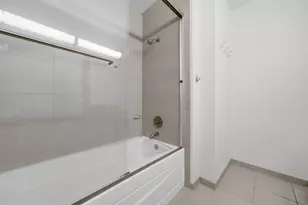 720 N Larrabee St, Chicago, IL 60654 - Photo 15