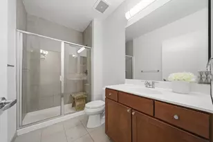 720 N Larrabee St, Chicago, IL 60654 - Photo 19