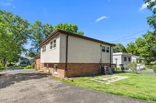 653 Jefferson St, Crete, IL 60417 - Photo 13