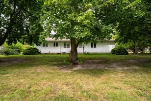 201 E Ririe Pl, Flanagan, IL 61740 - Photo 31