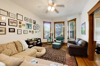 2102 W Belle Plaine Avenue, Chicago, IL 60618 - Photo 19