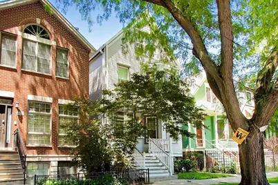 2102 W Belle Plaine Avenue, Chicago, IL 60618 - Photo 3