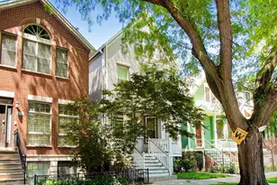 2102 W Belle Plaine Ave, Chicago, IL 60618 - Photo 3