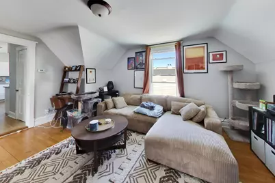 2102 W Belle Plaine Avenue, Chicago, IL 60618 - Photo 35