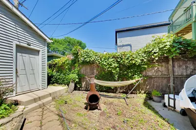 2102 W Belle Plaine Avenue, Chicago, IL 60618 - Photo 61