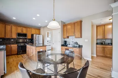 2 Springbrook Court, Streamwood, IL 60107 - Photo 9