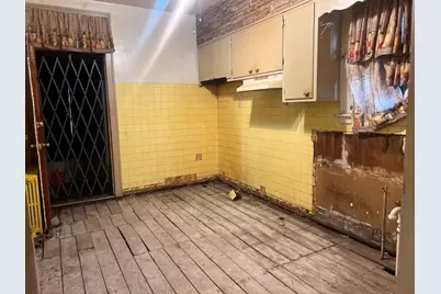 8753 S Laflin Street, Chicago, IL 60620 - Photo 11