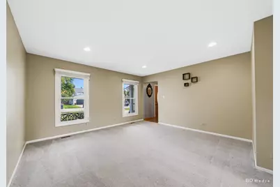 846 Pheasant Walk Drive, Schaumburg, IL 60193 - Photo 9