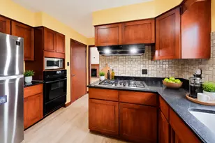 23W019 Sidney Ave, Glen Ellyn, IL 60137 - Photo 9
