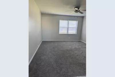 685 Old Indian Trail #685, Aurora, IL 60506 - Photo 13