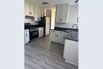 685 Old Indian Trail #685, Aurora, IL 60506 - Photo 5