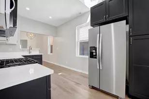 2223 W Taylor St, Chicago, IL 60612 - Photo 9