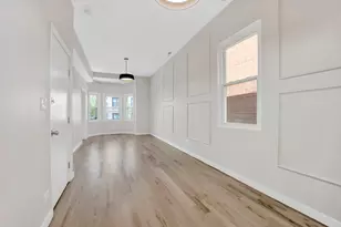 2223 W Taylor St, Chicago, IL 60612 - Photo 3