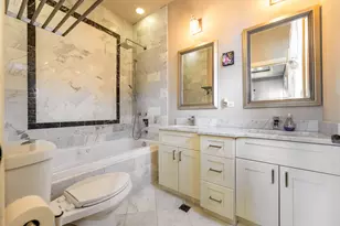 4245 S Langley Ave, Chicago, IL 60653 - Photo 13