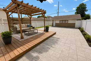 5600 S Natoma Ave, Chicago, IL 60638 - Photo 11