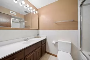336 79th Ave, Willowbrook, IL 60527 - Photo 13