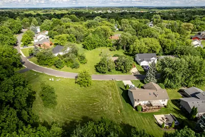 110 Heath Cliff Drive SE, Poplar Grove, IL 61065 - Photo 5