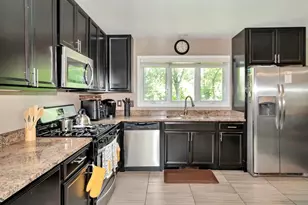 1215 187th St, Homewood, IL 60430 - Photo 7