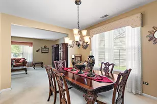 12225 Arlington Dr, Huntley, IL 60142 - Photo 9
