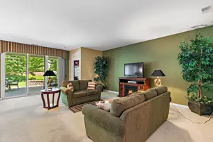 12225 Arlington Dr, Huntley, IL 60142 - Photo 15
