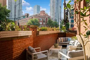 550 N Kingsbury St, Chicago, IL 60654 - Photo 3