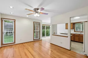 2109 N Charter Point Dr, Arlington Heights, IL 60004 - Photo 23