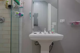 3718 N Wilton Ave, Chicago, IL 60613 - Photo 13