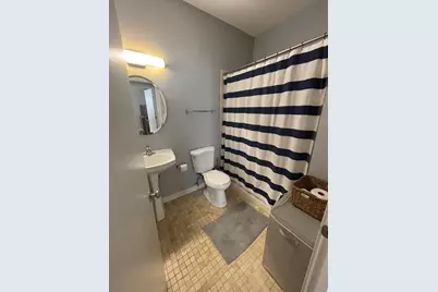 1033 E 46th Street #406, Chicago, IL 60653 - Photo 9