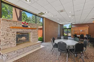 6340 Americana Dr, Willowbrook, IL 60527 - Photo 23