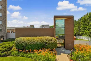 6340 Americana Dr, Willowbrook, IL 60527 - Photo 39