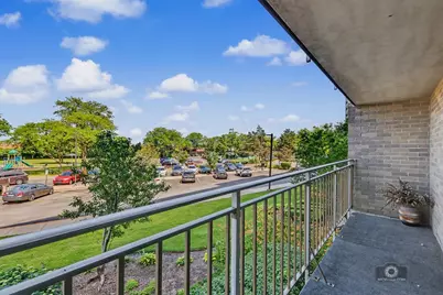 6340 Americana Drive #214, Willowbrook, IL 60527 - Photo 7